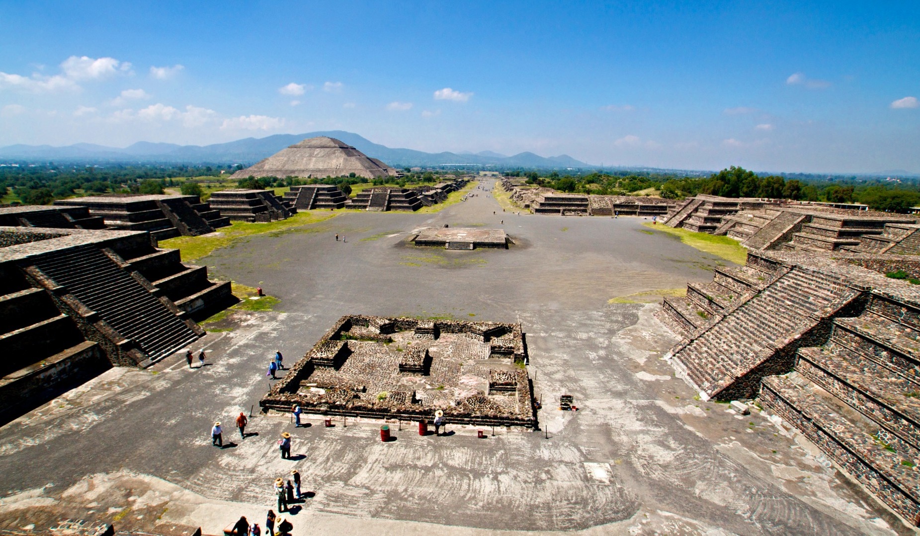 Que faire au Mexique ? - Bernal et son monolithe © Juan Luis Torres Pixabay